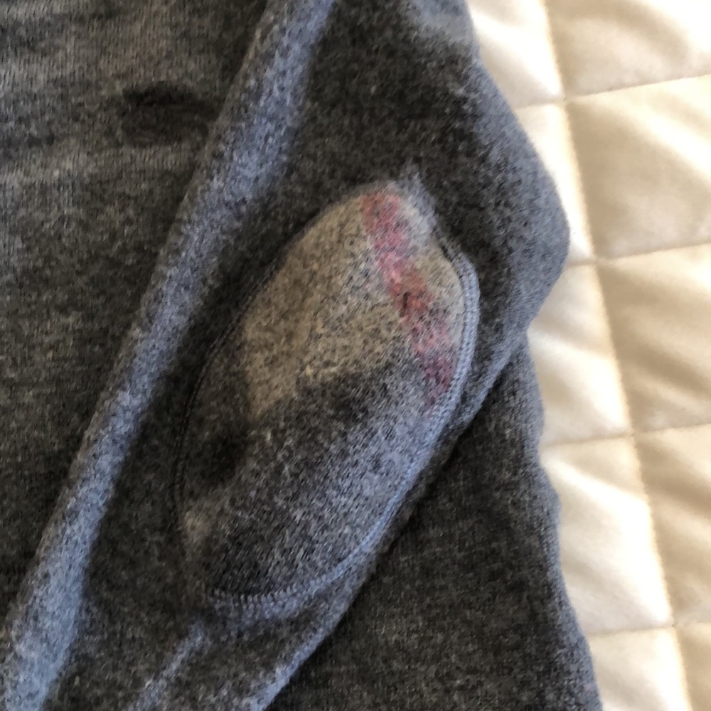 Sweater - Picture 2 of 5